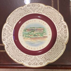 Vintage decorative souvenir Dish By Wood & Sons Depicting elbow beach surf club